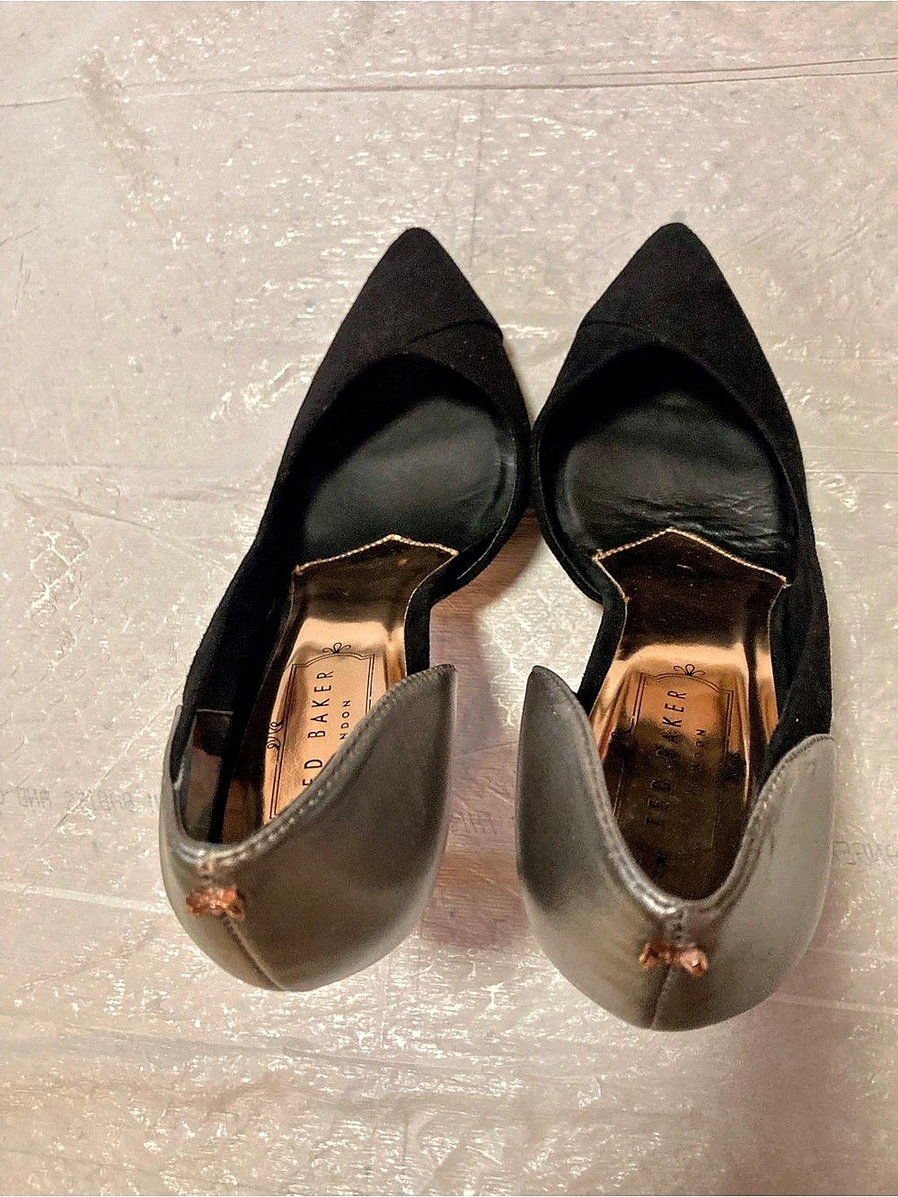 Ted Baker Giulia Pointed Toe Heels in Black & Silver US 8.5 Like New- Never Worn - Picture 5 of 8